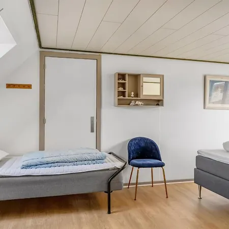 度假居 Kara - 100m To The Fjord By Interhome *